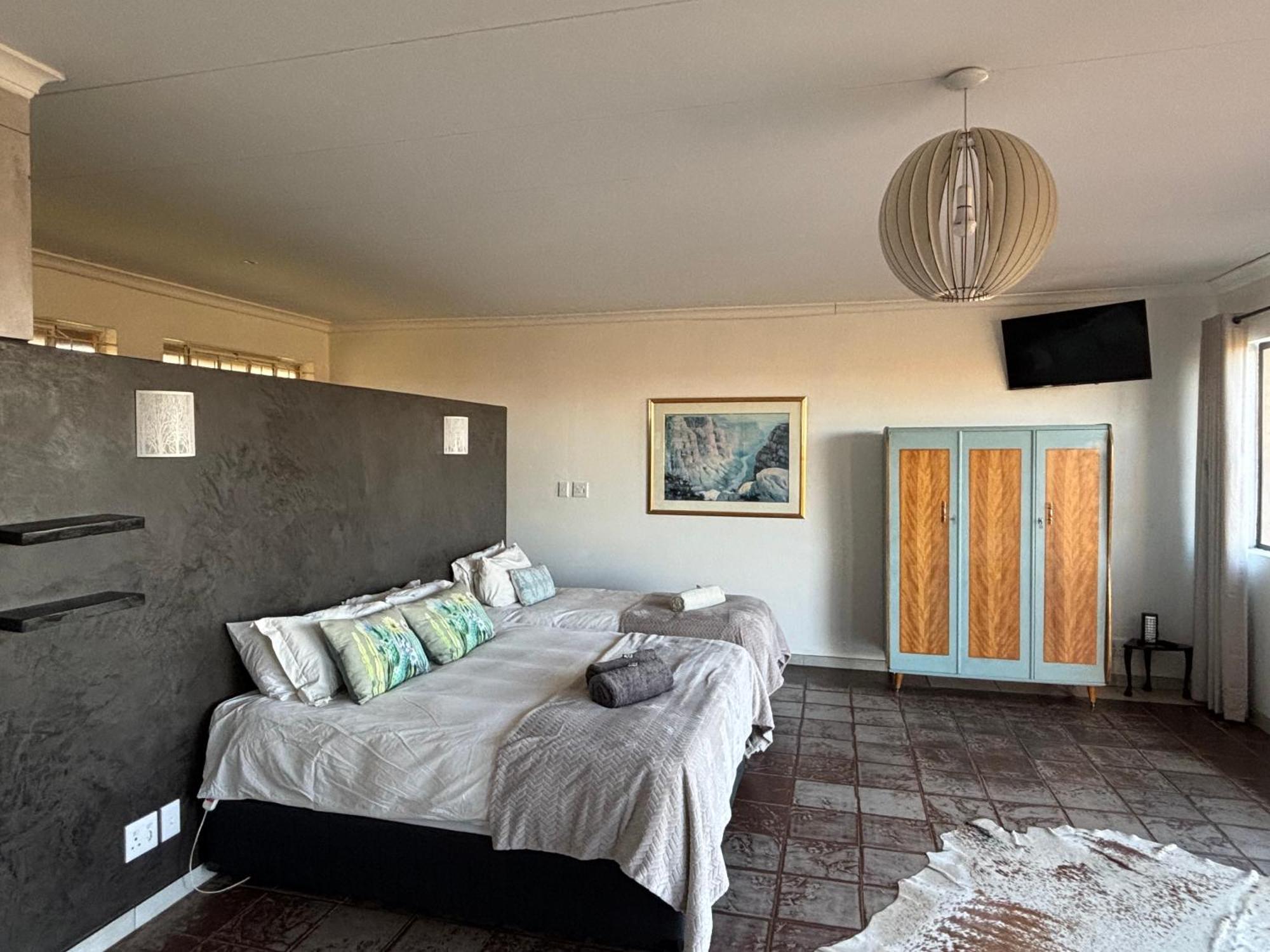 Dewdrop Farm Stay Ermelo Exterior foto