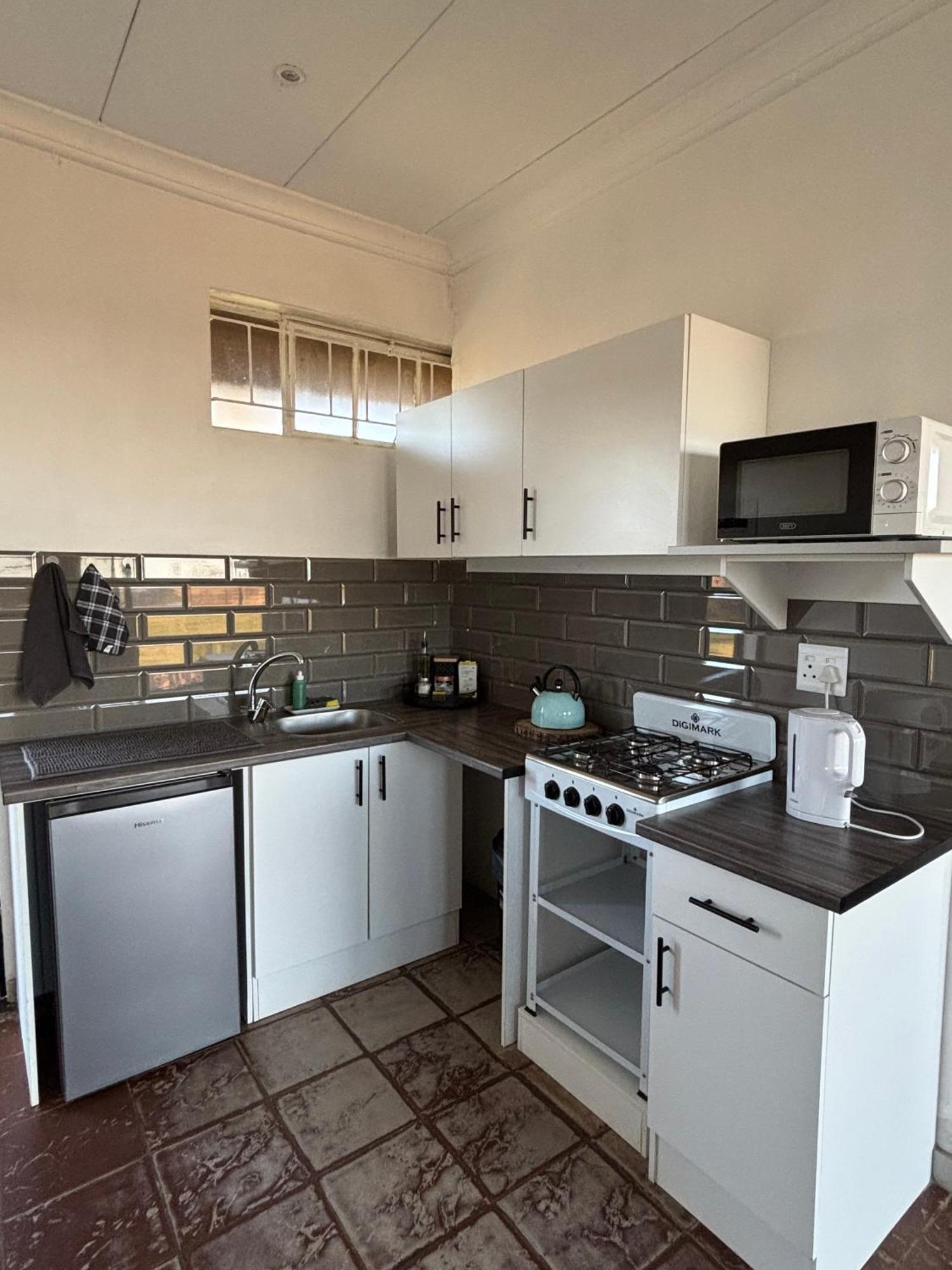 Dewdrop Farm Stay Ermelo Exterior foto