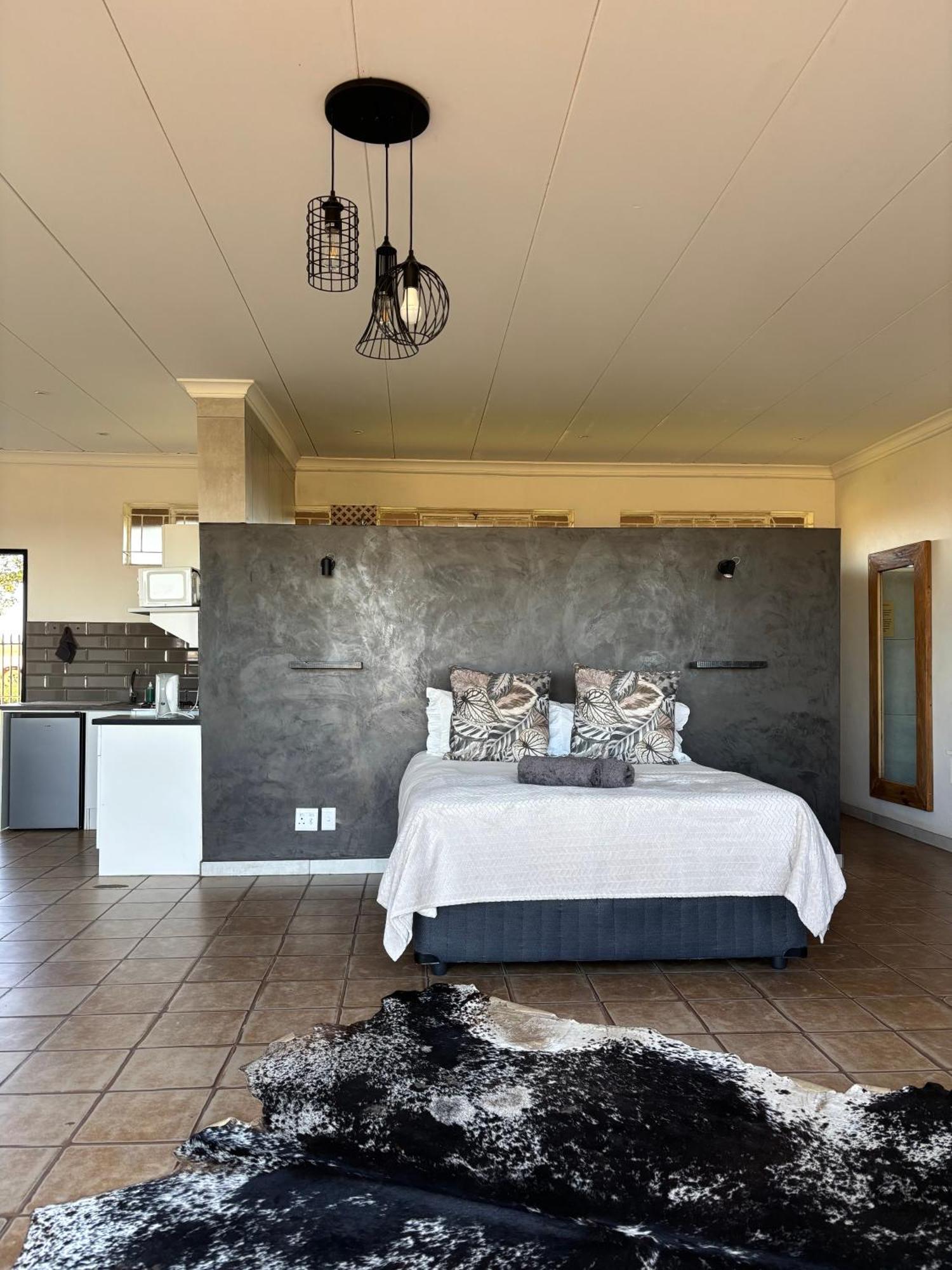 Dewdrop Farm Stay Ermelo Exterior foto
